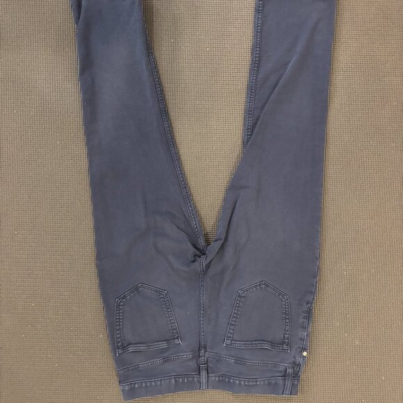 Banana Republic Slim Traveler Pant, Navy, 33W 30L - Picture 5 of 5